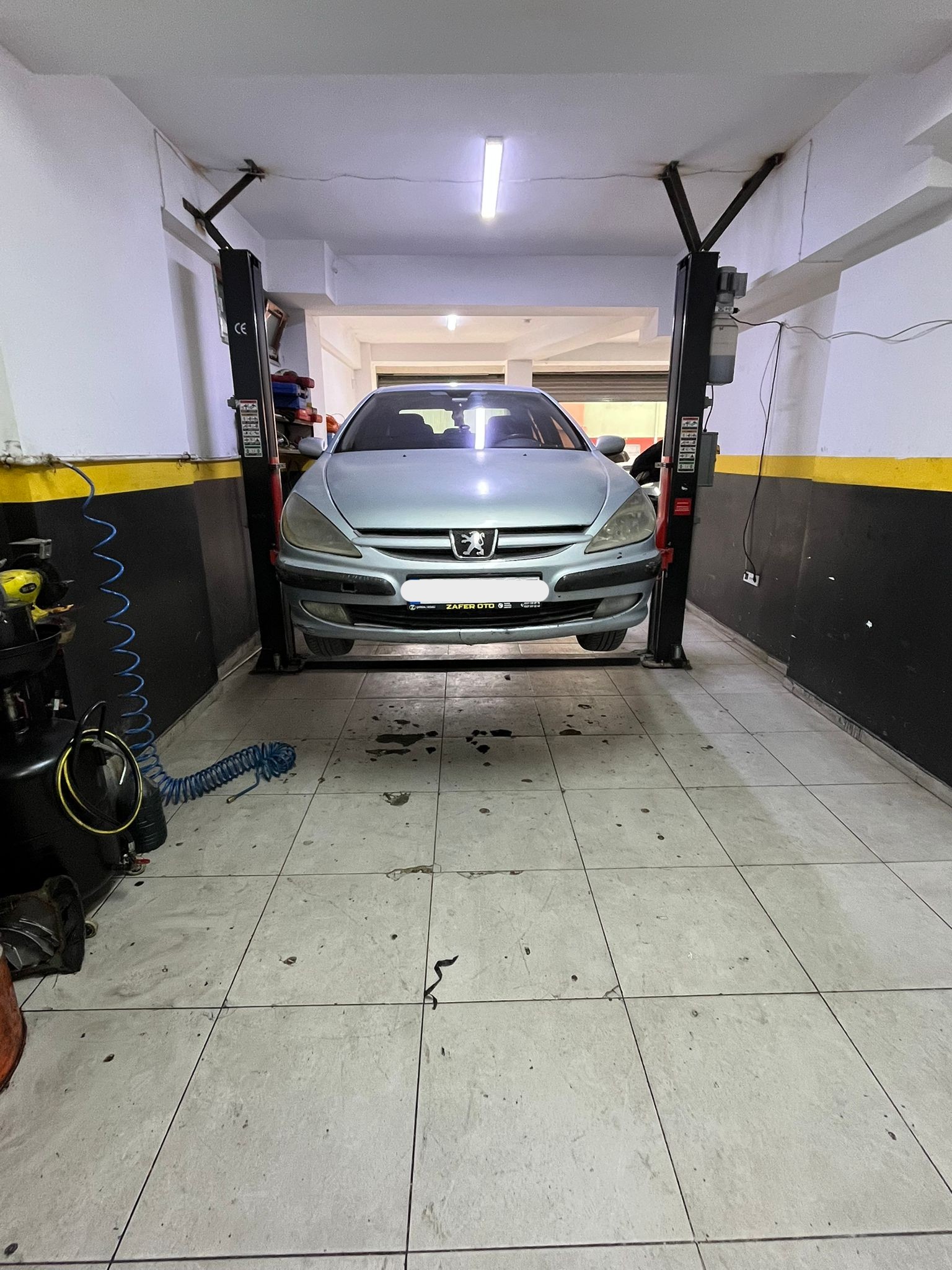 Servis iç görünüm